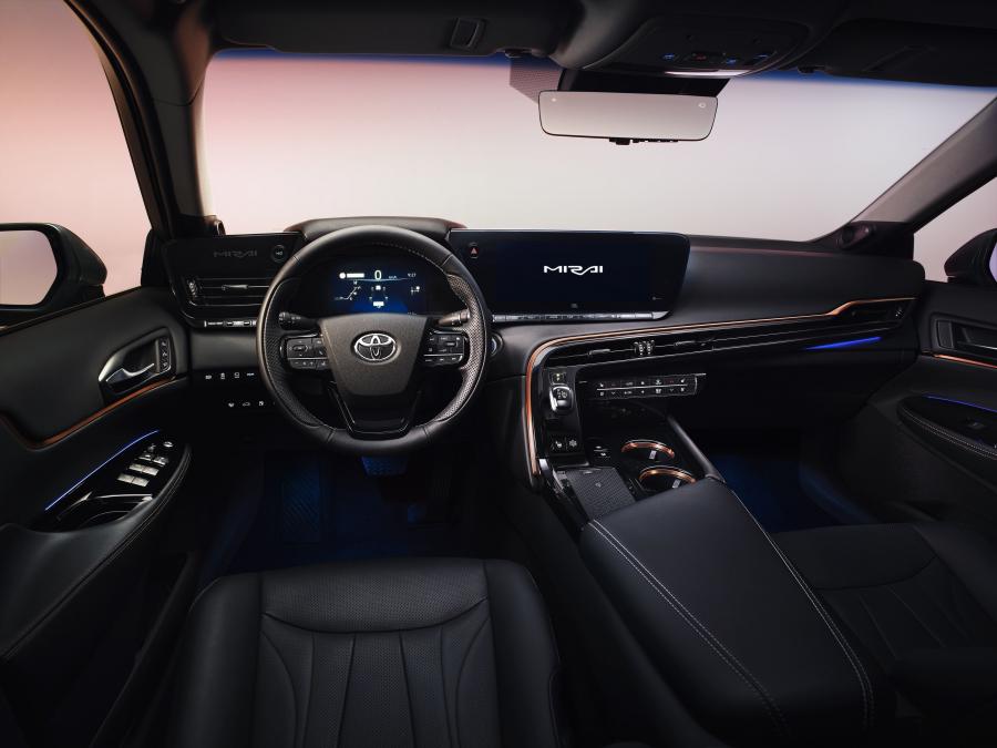 Торпедо Toyota Mirai 2020 года  (WW) (фото 5 из 9)